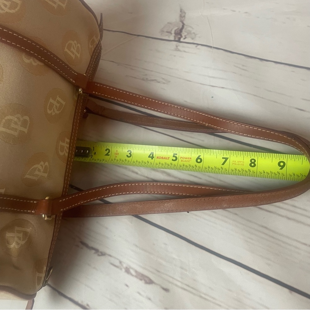Vintage Dooney & Bourke Barrel Bag - Picture 11 of 11
